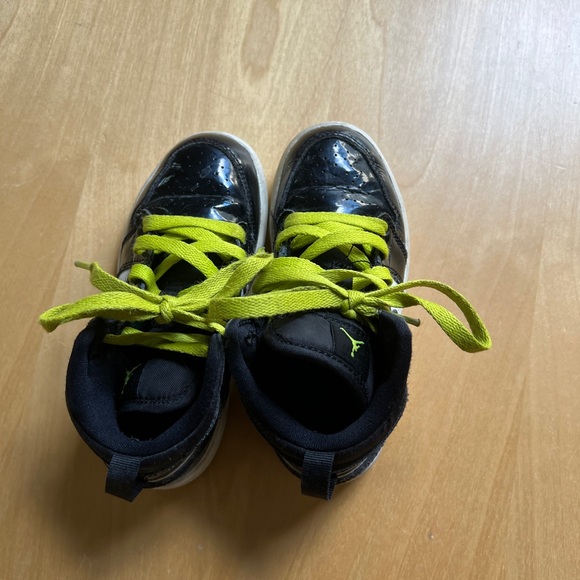 Jordan 1 - Picture 4 of 6